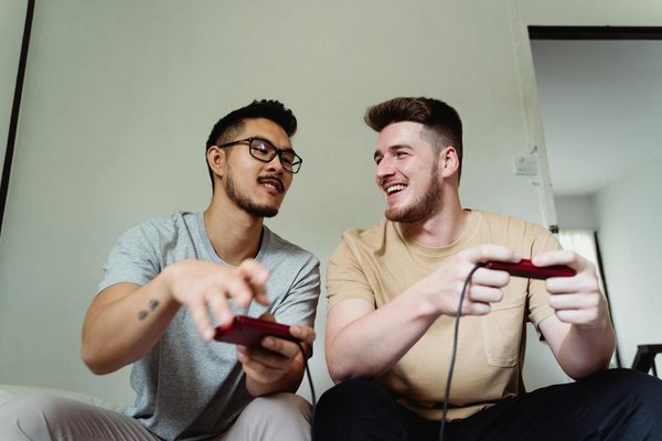 Comment les jeux de simulation ferroviaire peuvent-ils enseigner les principes de la gestion des transports?